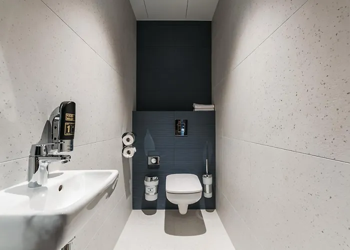 Meininger Centrum Hostal